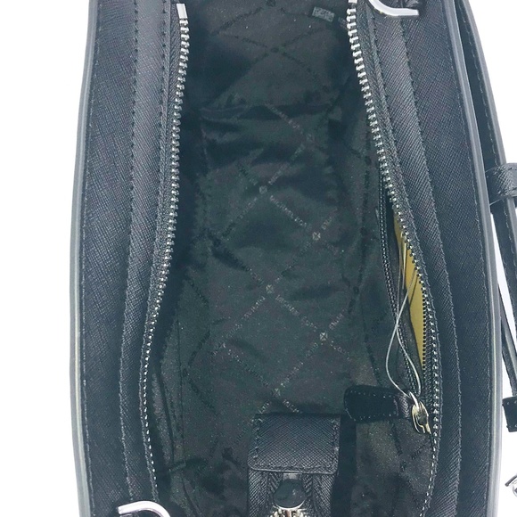 2PCS Michael Kors Selma MD Messenger Wallet Set - Picture 6 of 8